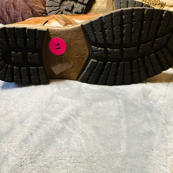 MADDEN BY STEVE MADDEN BOOTS - Picture 5 of 6